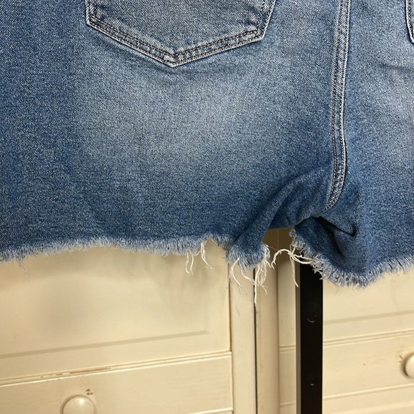 Lane Bryant Women’s Denim Distressed Cutoff Shorts Size 20 Raw Hem Plus Size - Picture 6 of 10